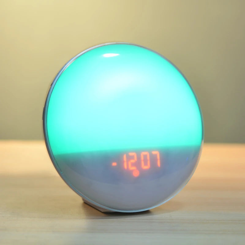Hellblaue Nachtlichter mit Wecker